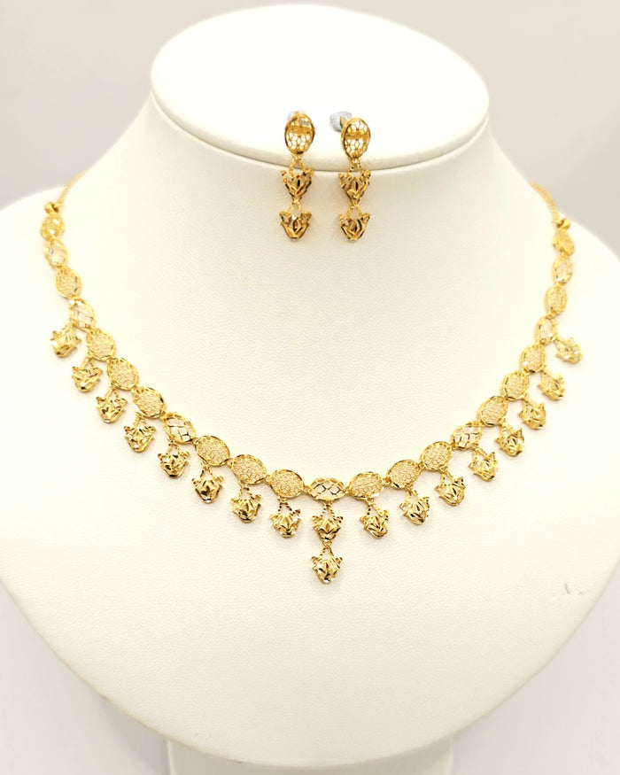 Royal Filigree Gold Necklace & Earring Set