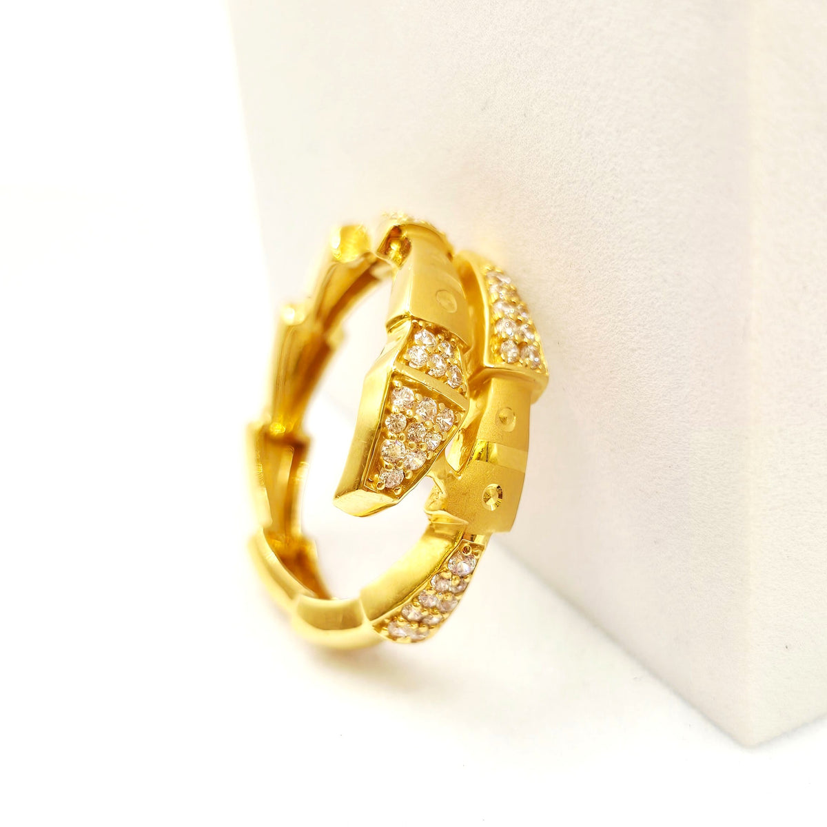 Serpenti Crossover Gold Ring