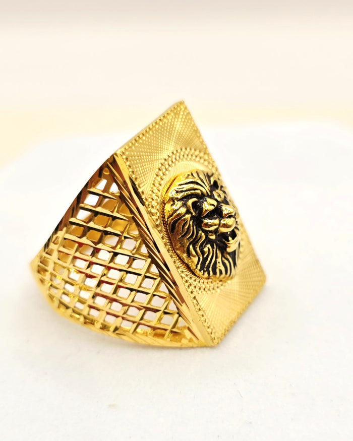 Lion Head Gold Ring