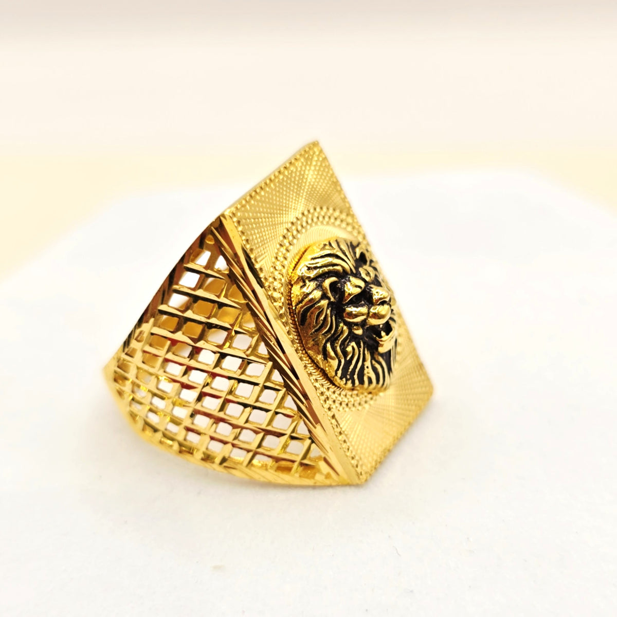 Lion Head Gold Ring