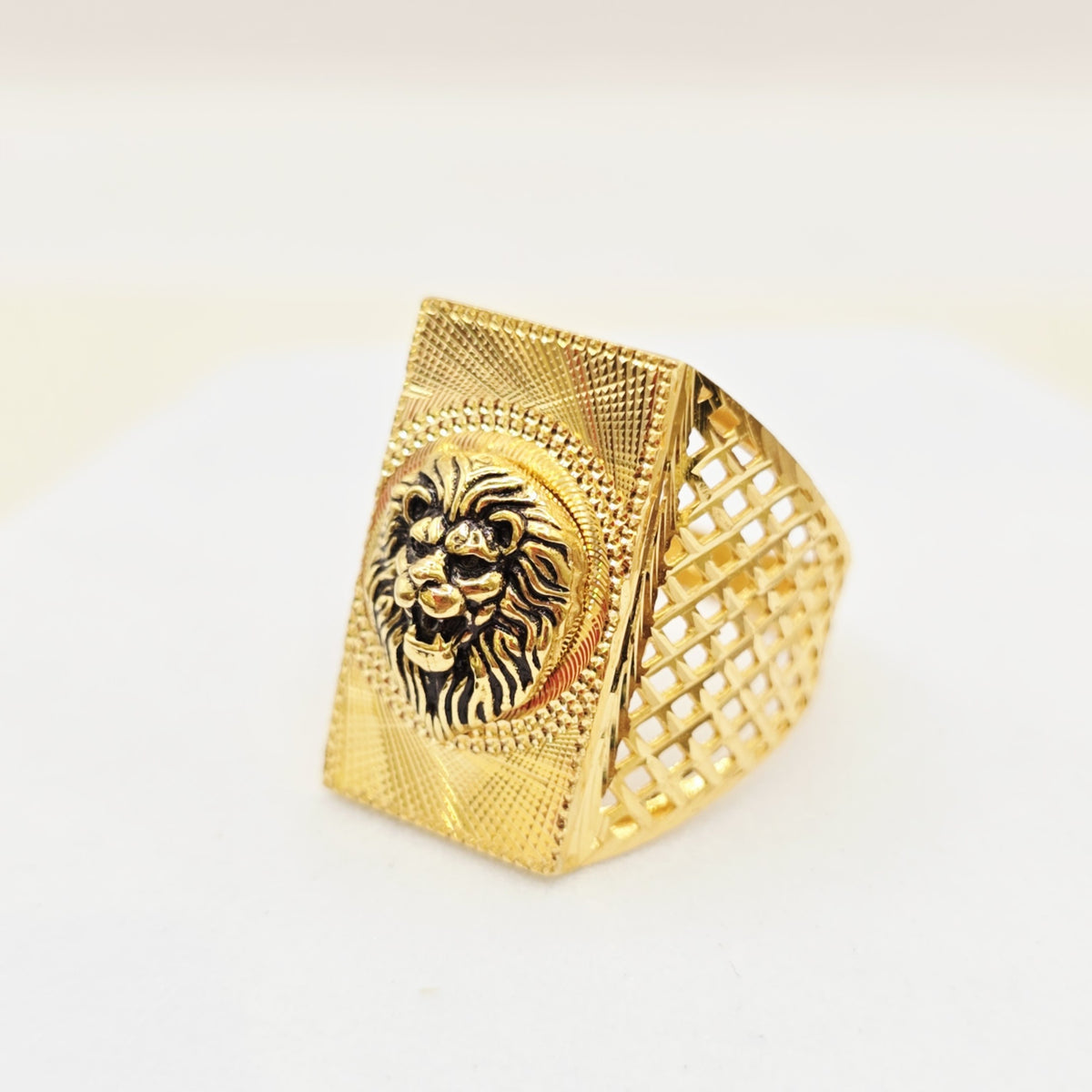 Lion Head Gold Ring