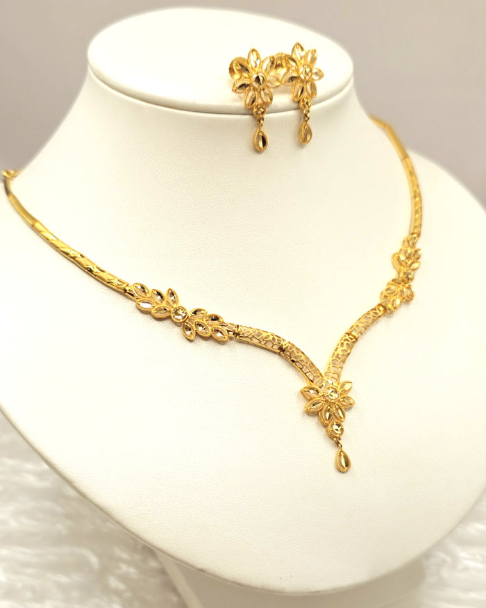 The Princess Floral Gold Set