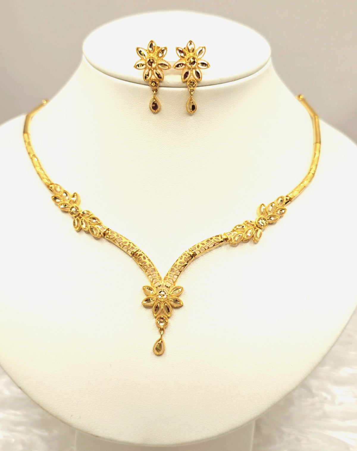The Princess Floral Gold Set