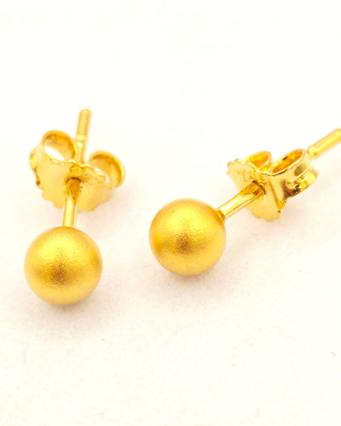 Classic Gold Ball Studs