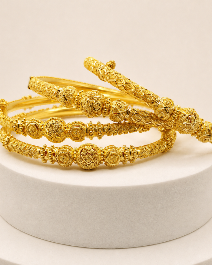 Sculpted Four Bangle Set in 22ct gold — view 2