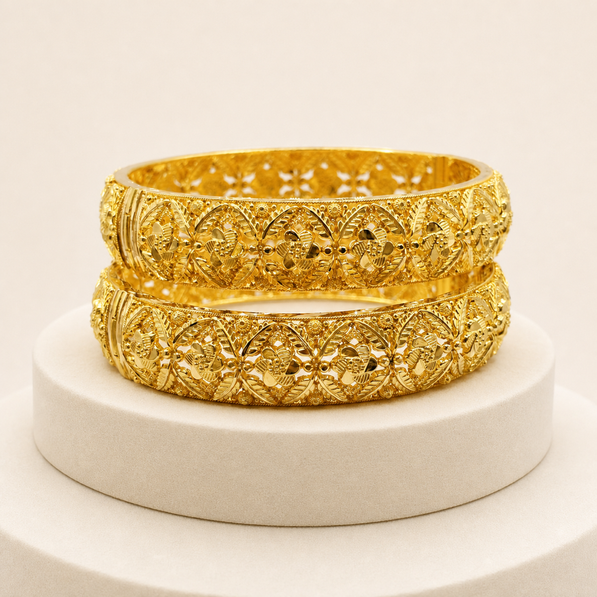 Leaf Medallion Bangle Pair in 22ct gold — view 1