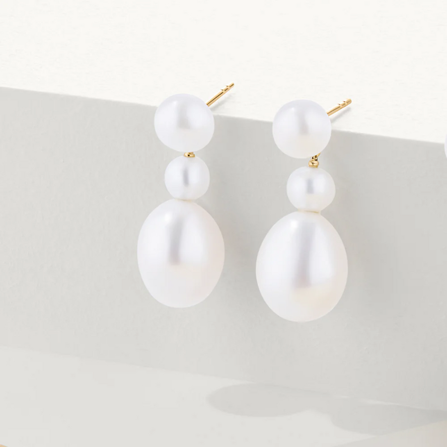 Freshwater Pearl Oval Drop Earrings in 9ct Yellow Gold