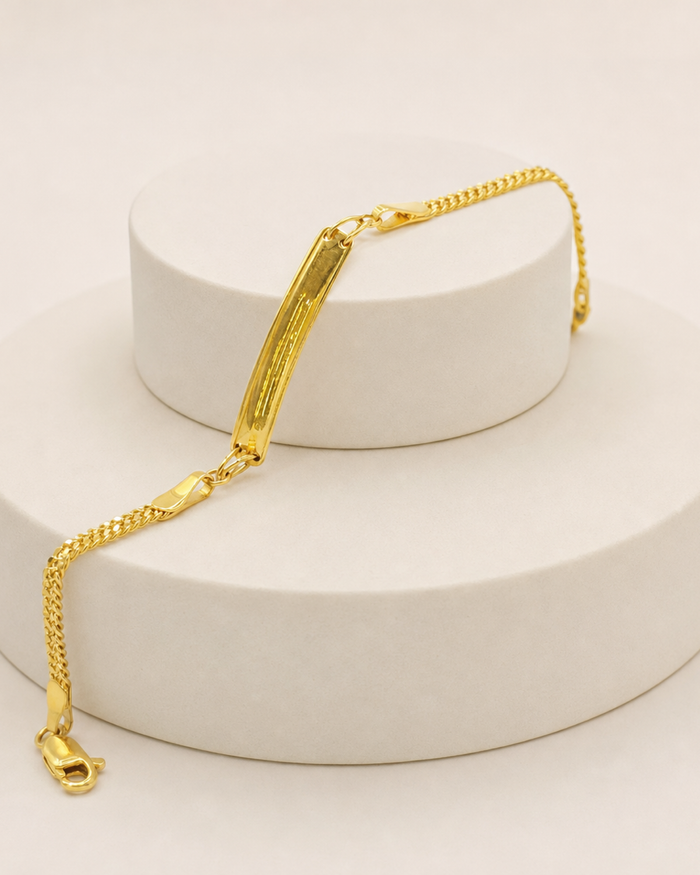 Baby ID Bracelet in 22ct gold — view 1