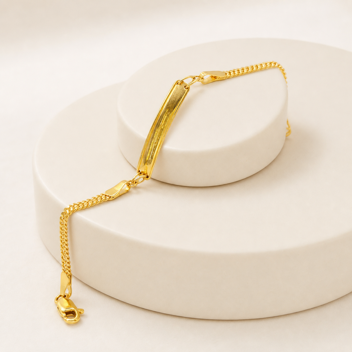 Baby ID Bracelet in 22ct gold — view 3