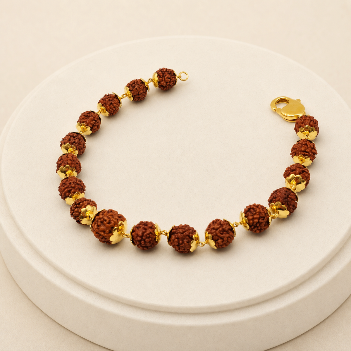 Rudraksha Men's Bracelet in 22ct gold — view 1