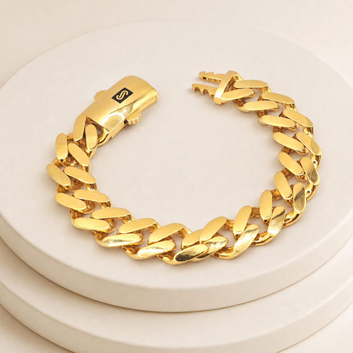 Cuban Link Men's Bracelet in 22ct gold — view 2