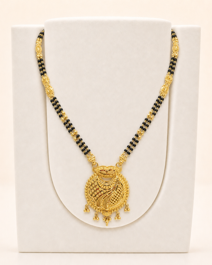 Paisley Pendant Mangalsutra in 22ct gold — view 1
