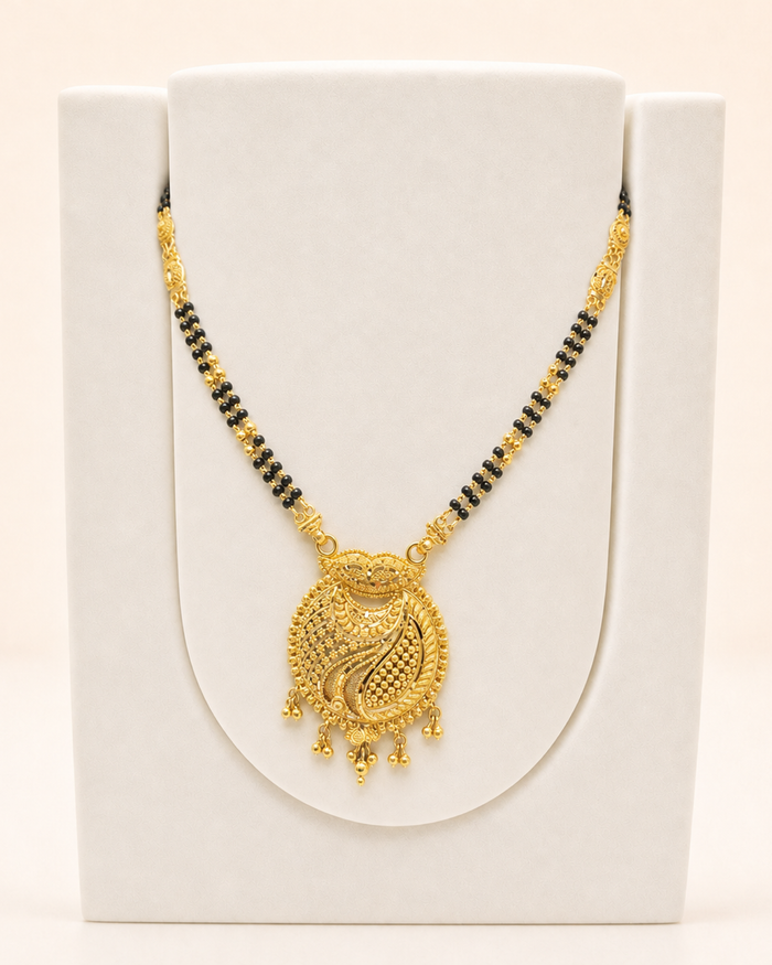 Paisley Pendant Mangalsutra in 22ct gold — view 2