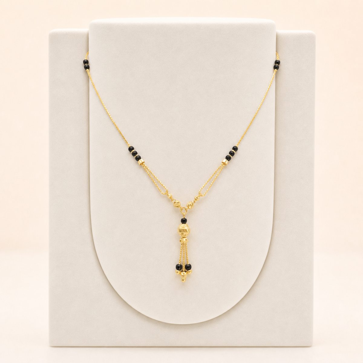 Y Drop Mangalsutra in 22ct gold — view 2