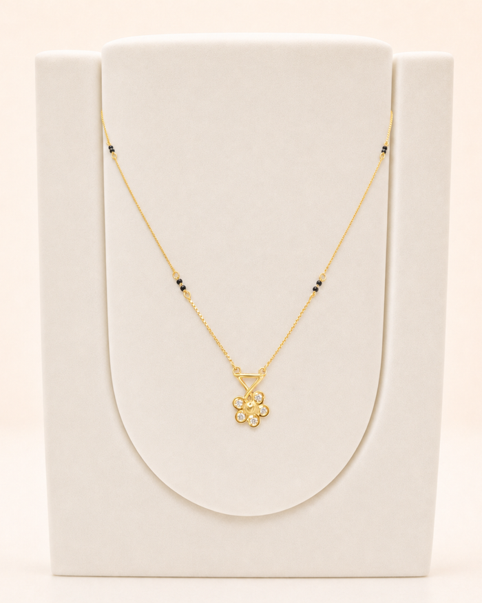 Floral Pendant Mangalsutra in 22ct gold — view 1
