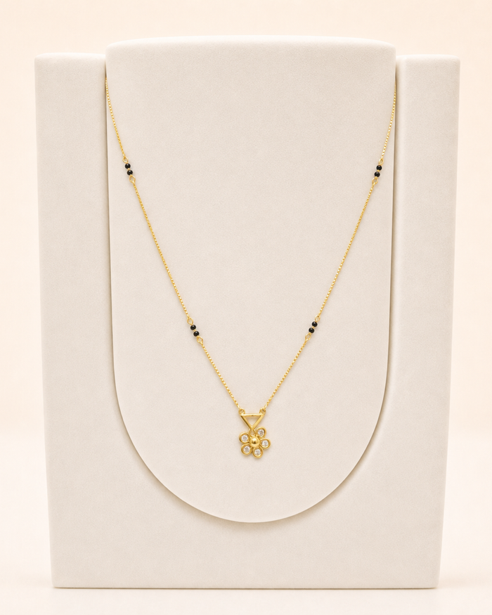 Floral Pendant Mangalsutra in 22ct gold — view 2