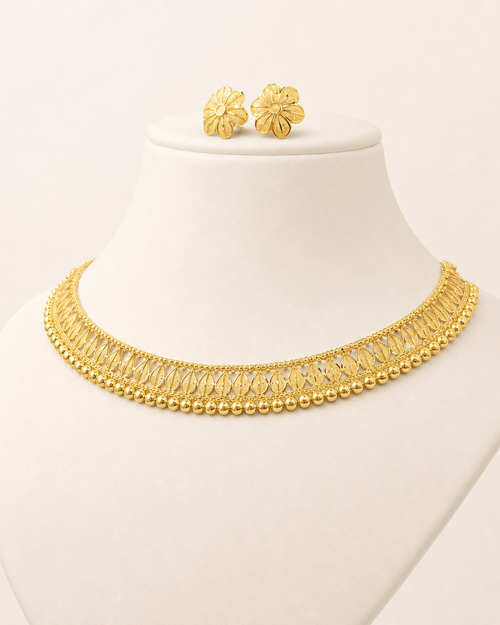 Leaf Choker Set in 22ct gold — view 1