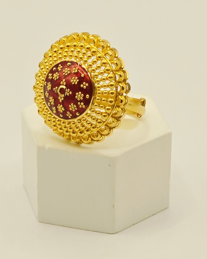Red Blossom Ring in 22ct gold — view 1