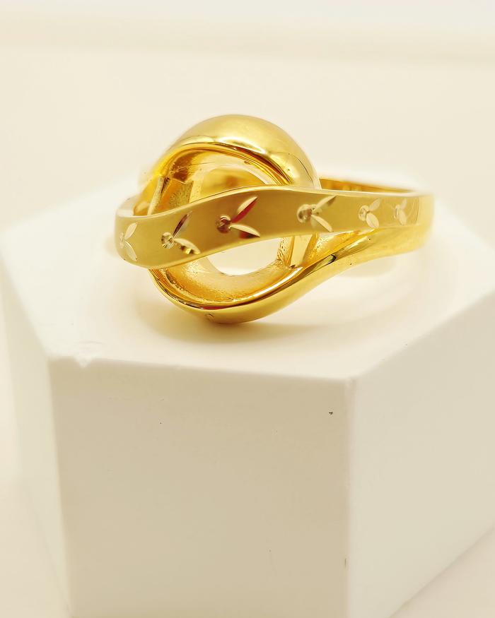 Knot Ring in 22ct gold — view 2