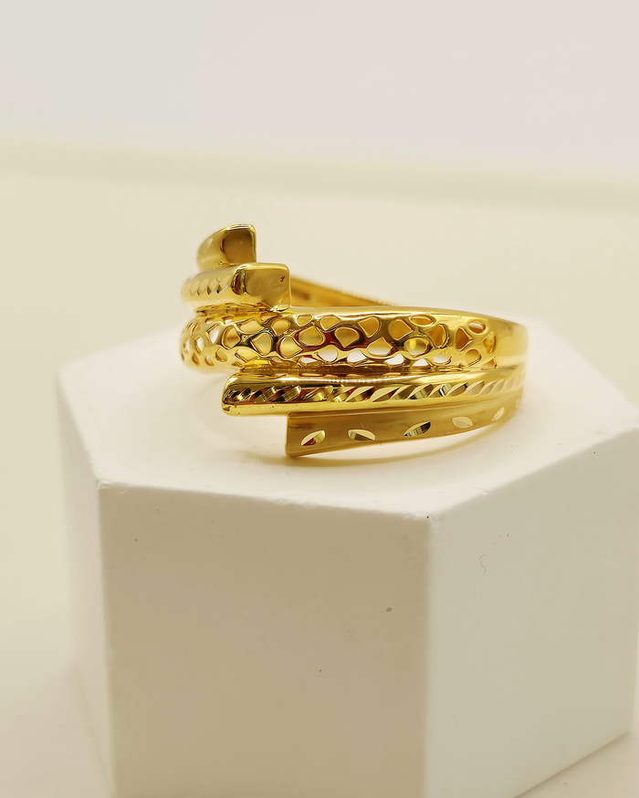 Openwork Wrap Ring in 22ct gold — view 2