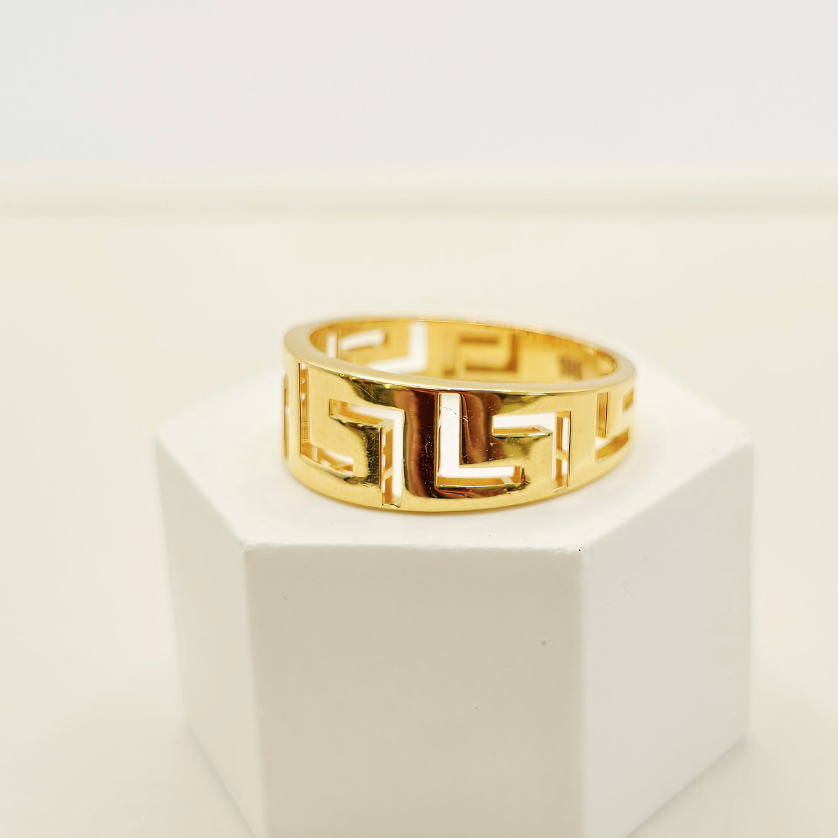 Greek Key Ring in 22ct gold — view 2