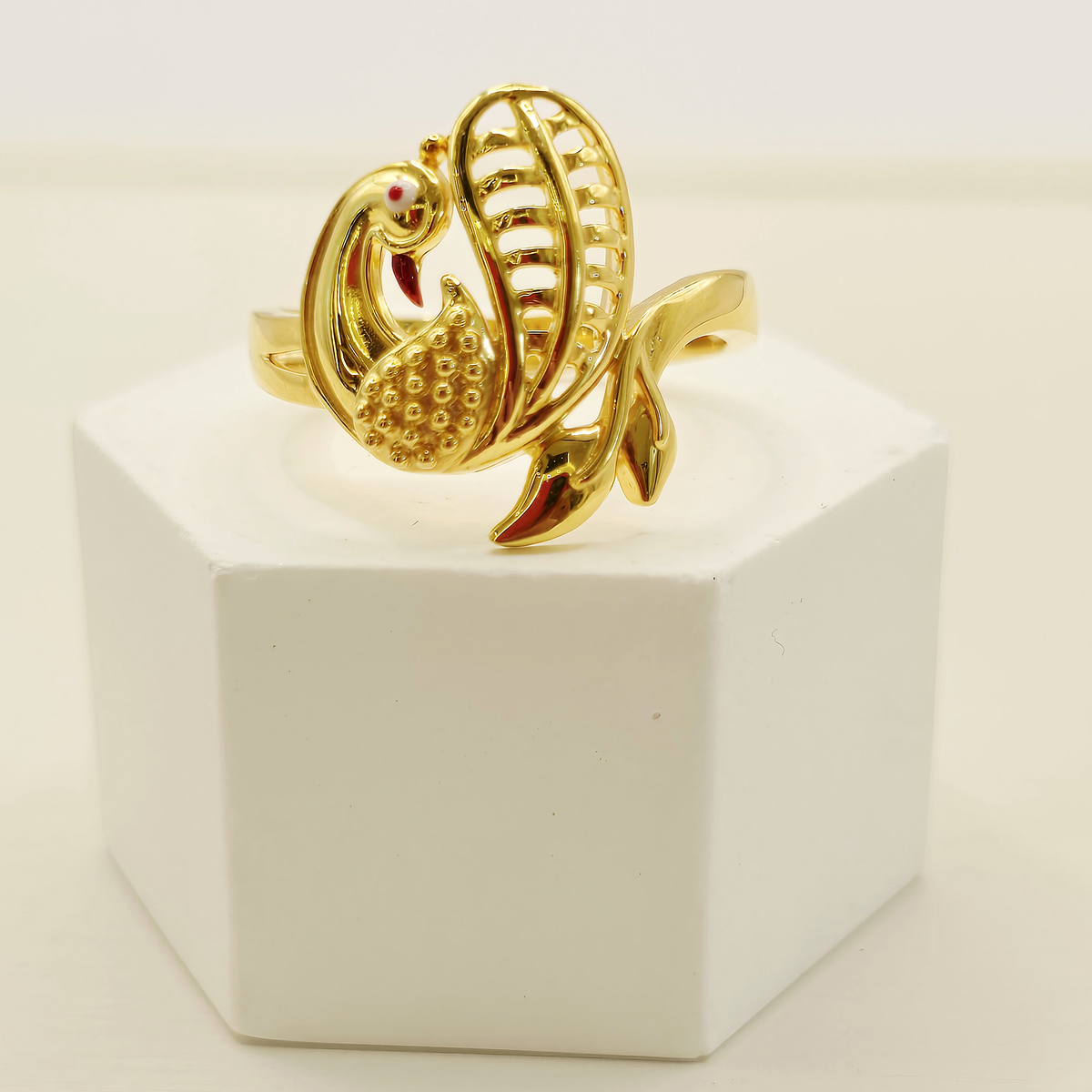 Paisley Ring in 22ct gold — view 1