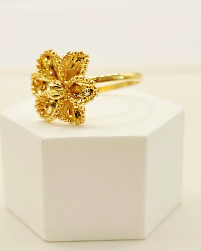 Filigree Flower Ring in 22ct gold — view 2
