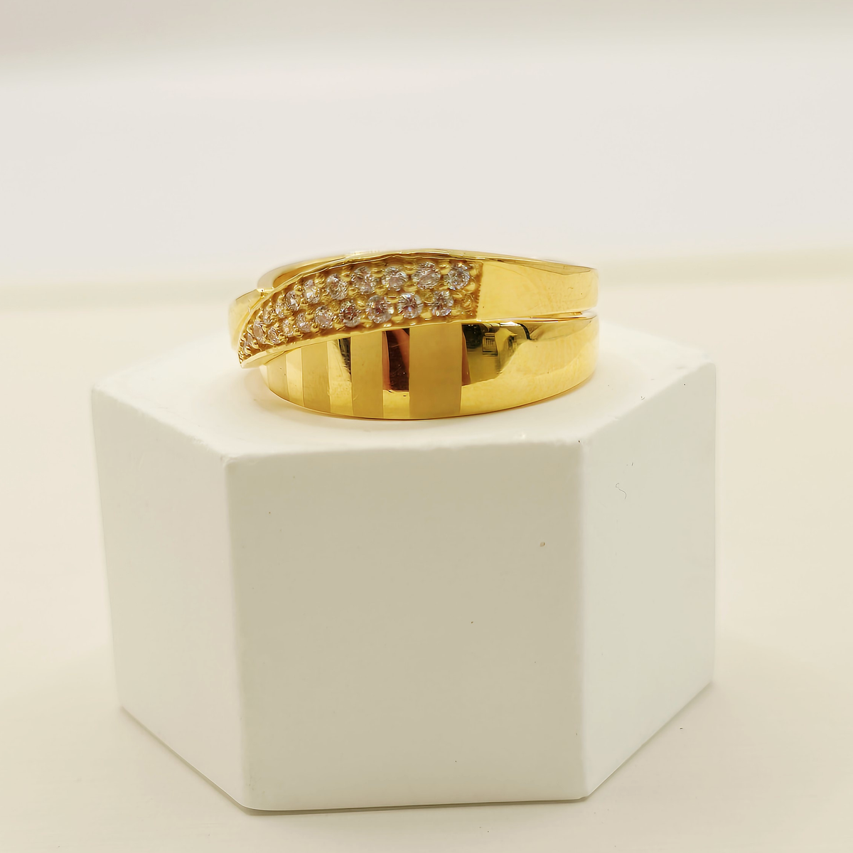 Pave Curve Ring in 22ct gold — view 3