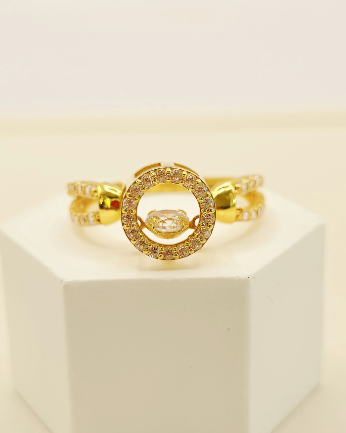 Circle Stone Ring in 22ct gold — view 1