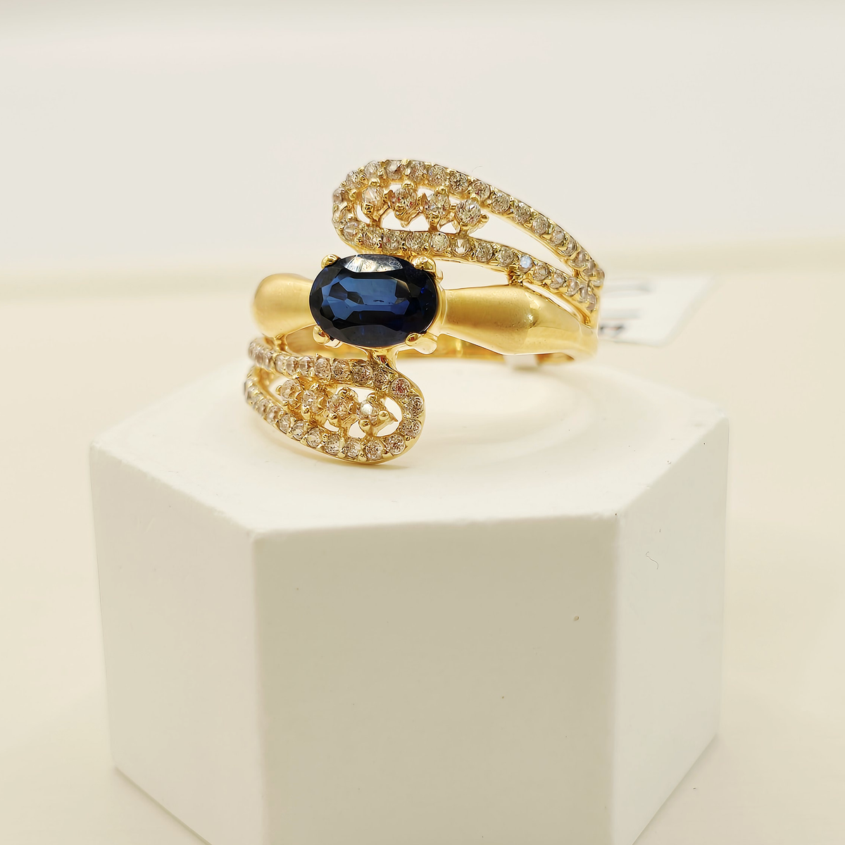 Blue Stone Swirl Ring in 22ct gold — view 2